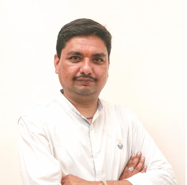 Nitesh Nema, Member — Hum Log India