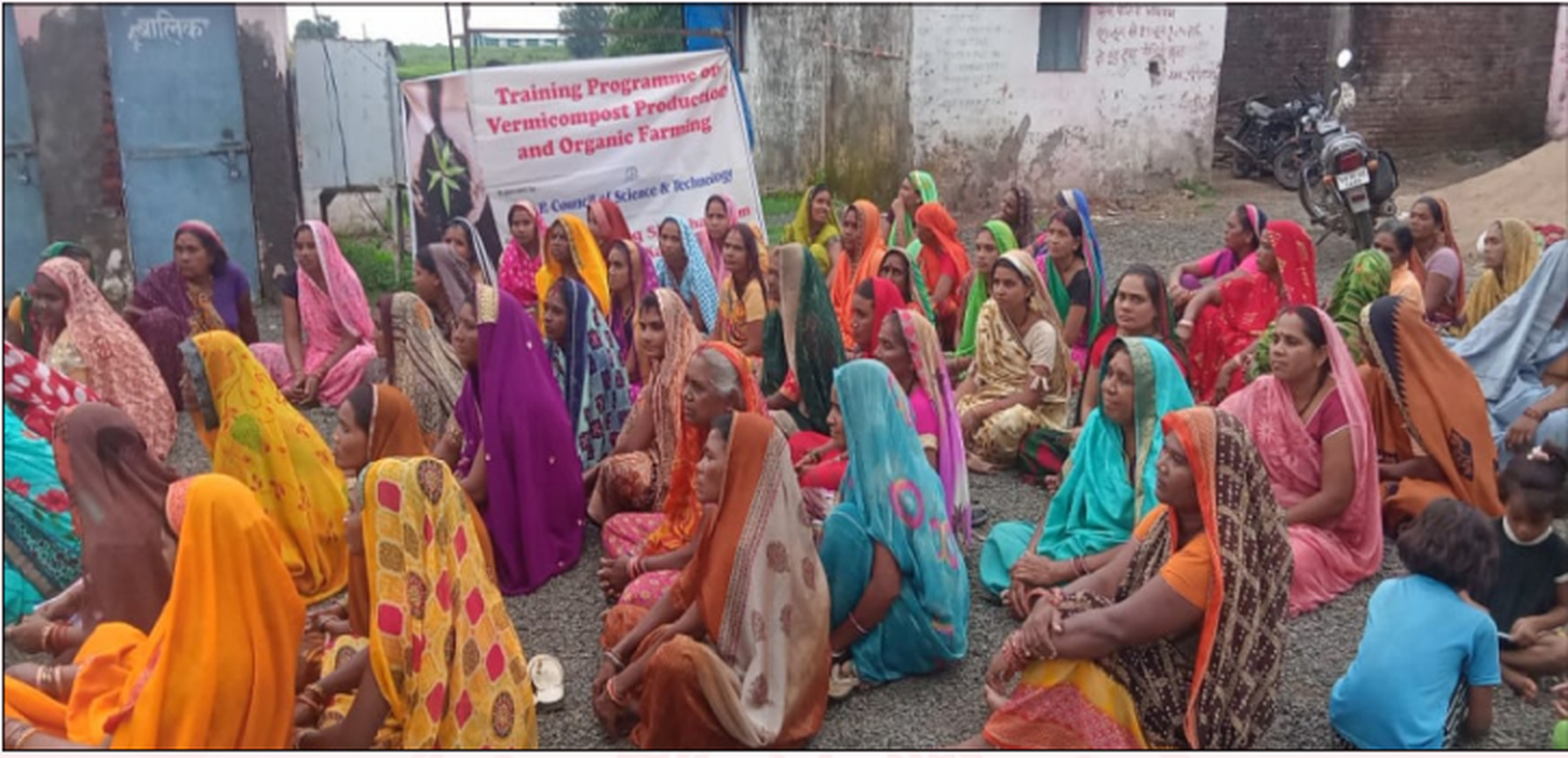 Women attending the vermicompost production and organic farming training session.
